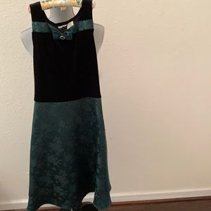 Girls green party dress holiday Christmas size 16 large L Beautiful !!